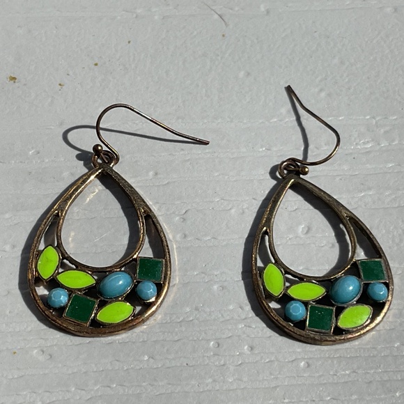 Lia Sophia Earrings vintage dangle green blue stones goldtone setting 1.5” - Picture 2 of 8